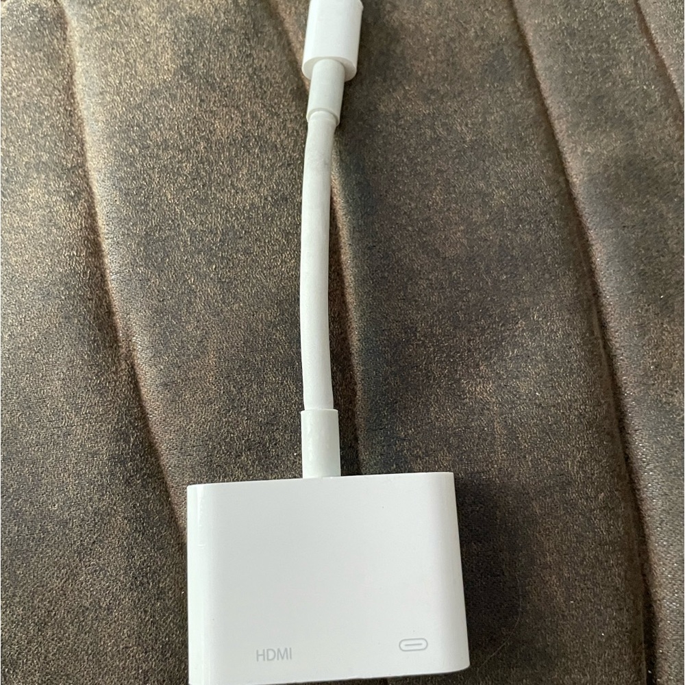 Apple Lightning to Digital AV Adapter